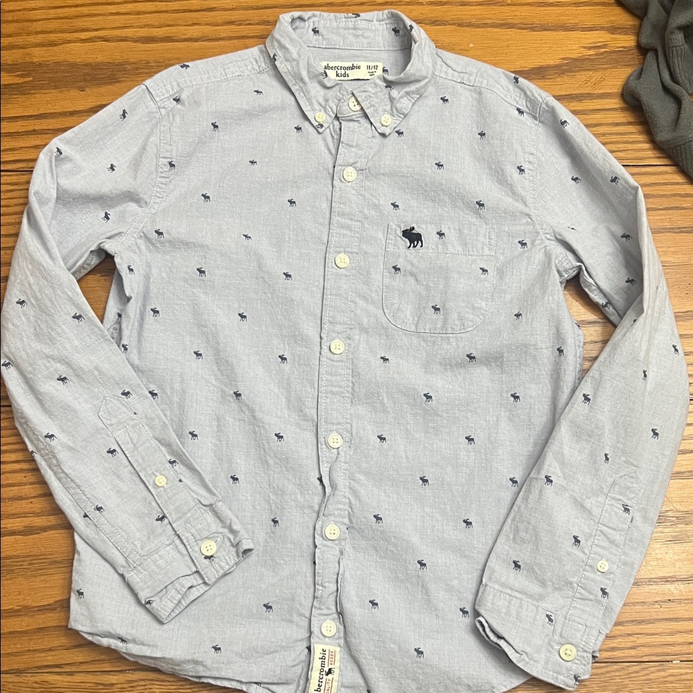 Abercrombie & Fitch Men's Light Gray Patterned Shirt